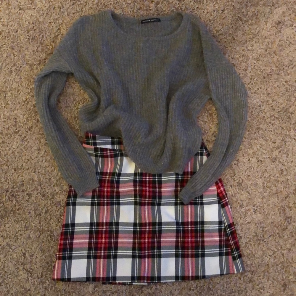 Brandy Melville Sweater